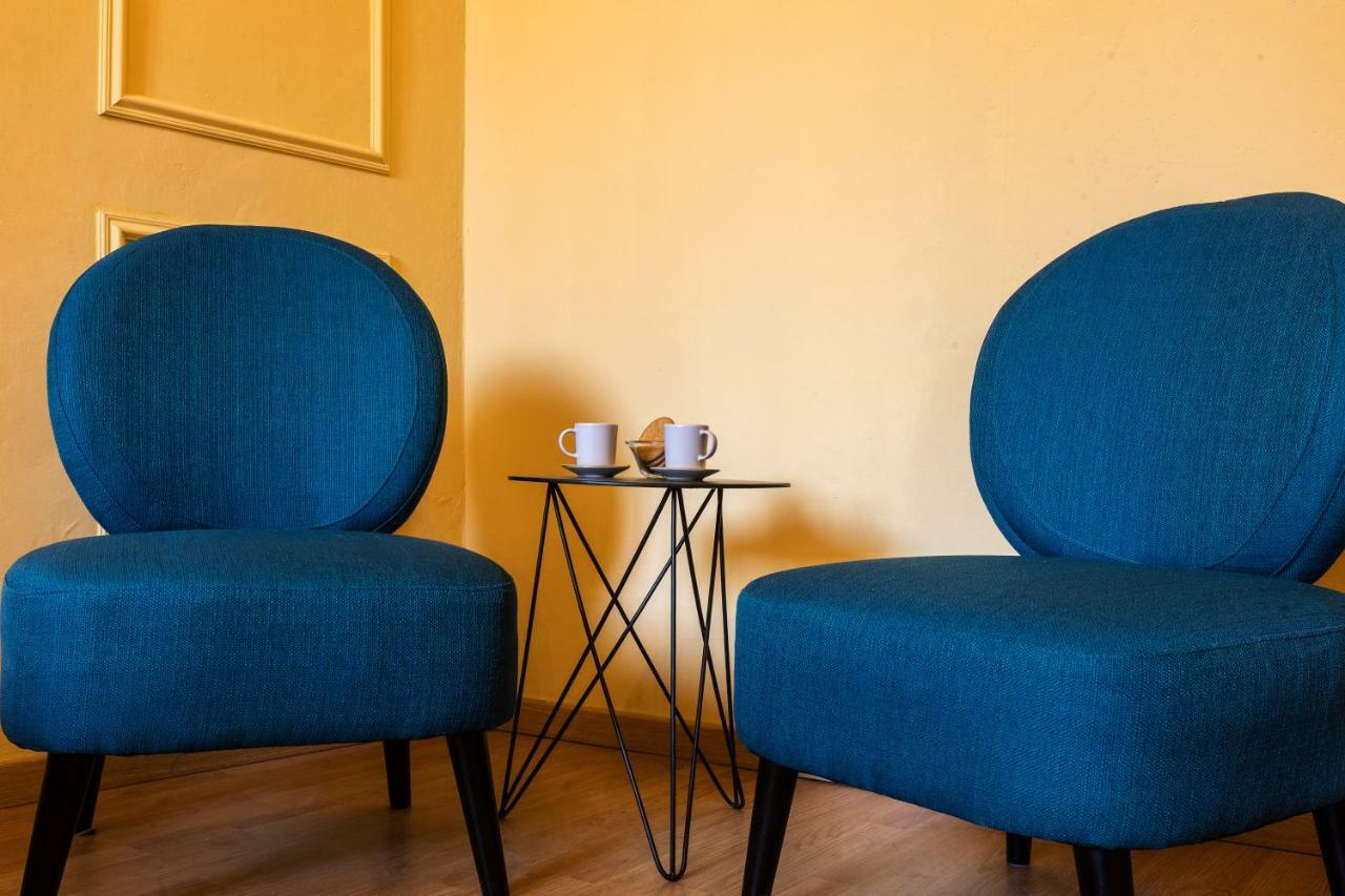 Historic Center Palace - Huge 4 Bedrooms Santa Croce Apartment - By Likehomeฟลอเรนซ์ ภายนอก รูปภาพ